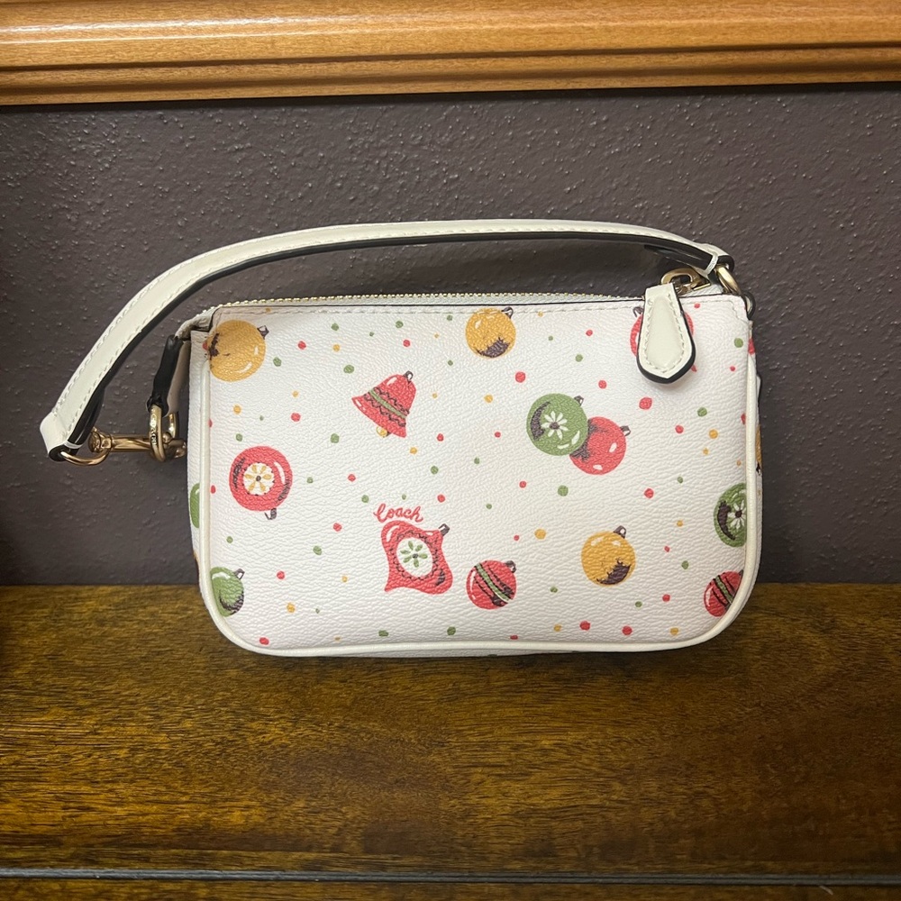 ✨NWT - Coach Nolita 15 Wristlet Purse Ornament Print✨ - Picture 11 of 12
